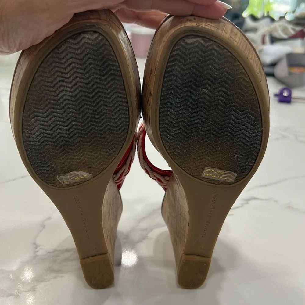 Tommy Hilfiger Cork Wedge Sandals. Size 8.‎ 5 M